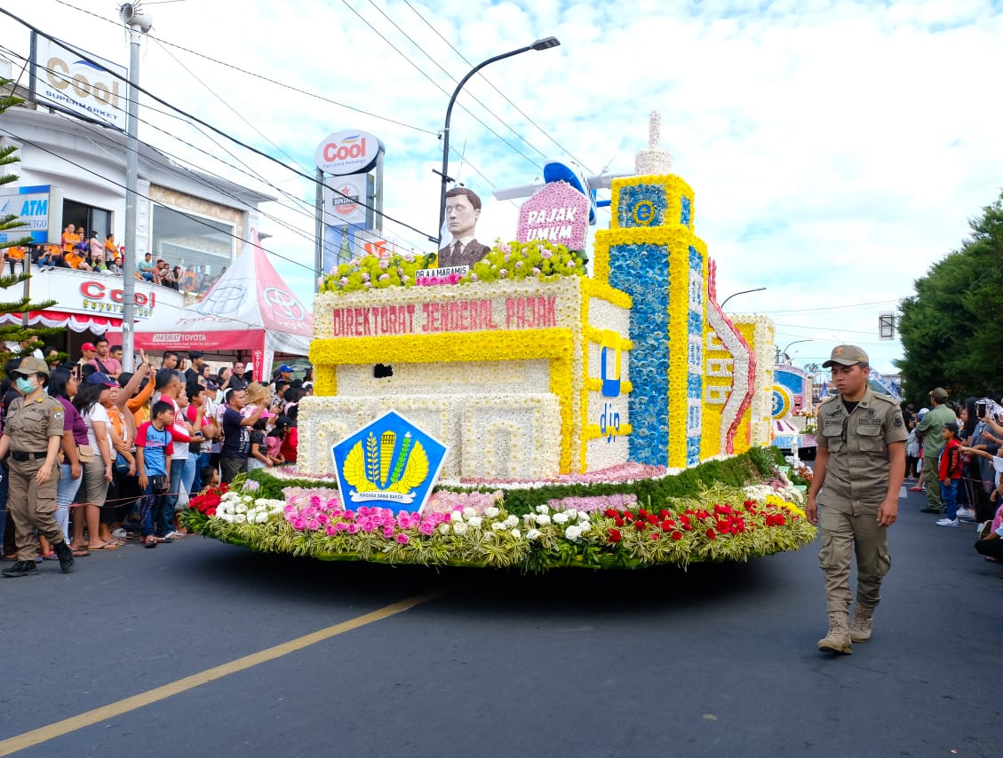 Mobil DJP Semarakkan Acara
