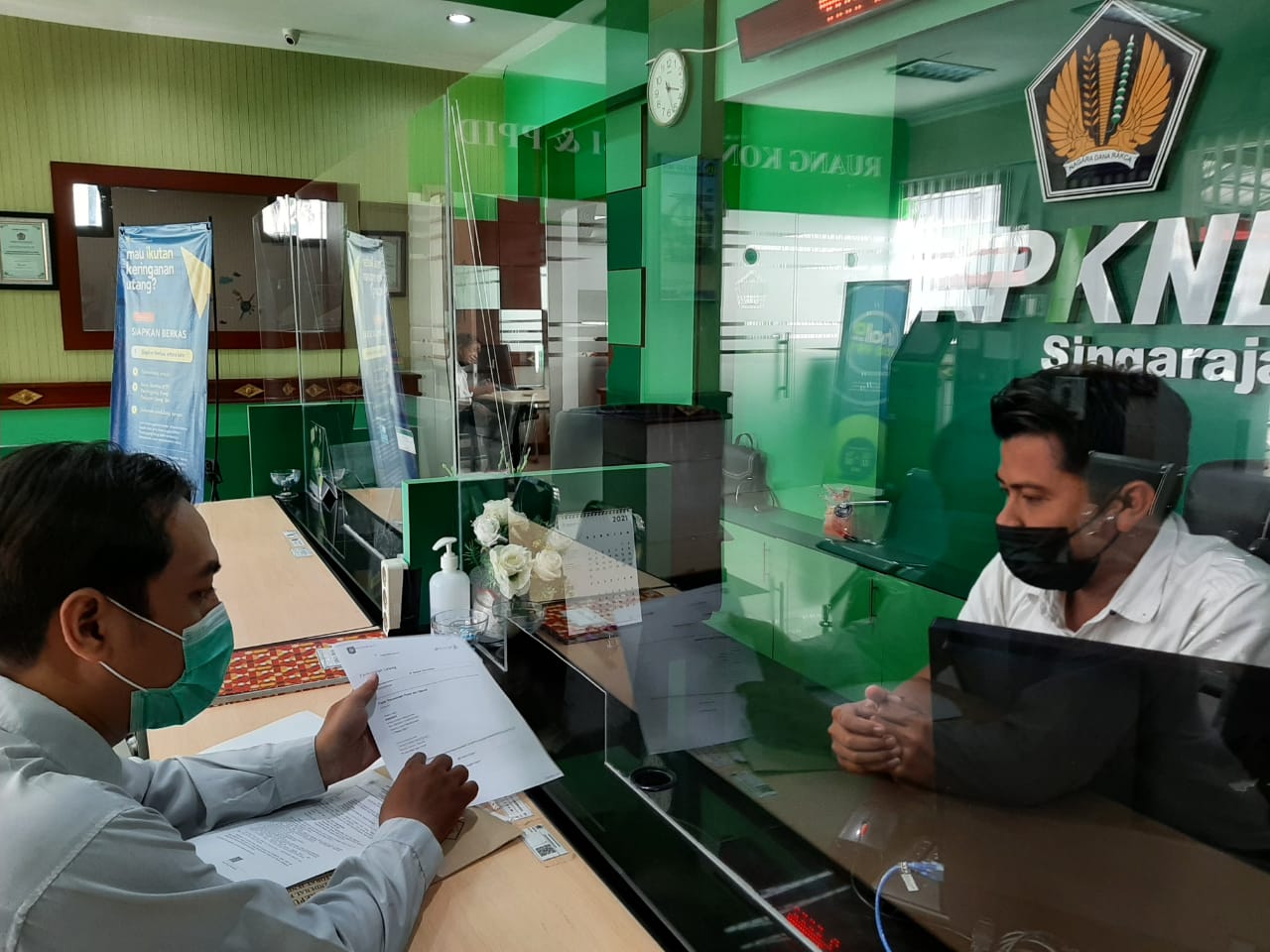 Siap Lelang, KPP Singaraja Serahkan Dokumen Aset Sita