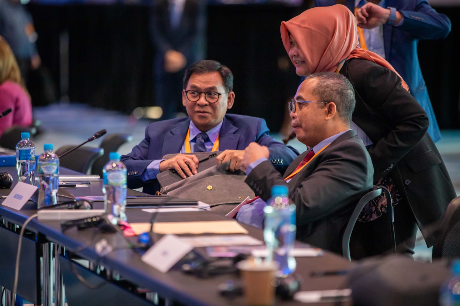 Direktur Jenderal Pajak Suryo Utomo, Direktur Perpajakan Internasional Mekar Satria Utama, dan Kasubdit Perjanjian dan Kerja Sama Perpajakan Internasional Leli Listianawati mengikuti jalannya FTA Plenary Meeting