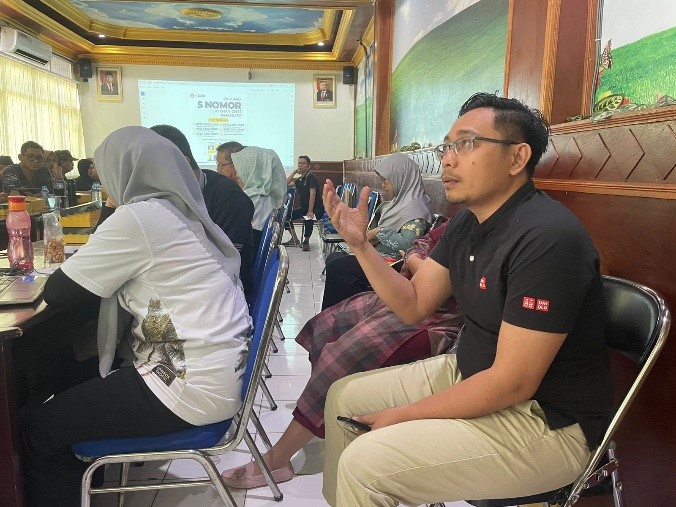 Peserta kegiatan bertanya terkait detail kewajiban perpajakan instansi pemerintah