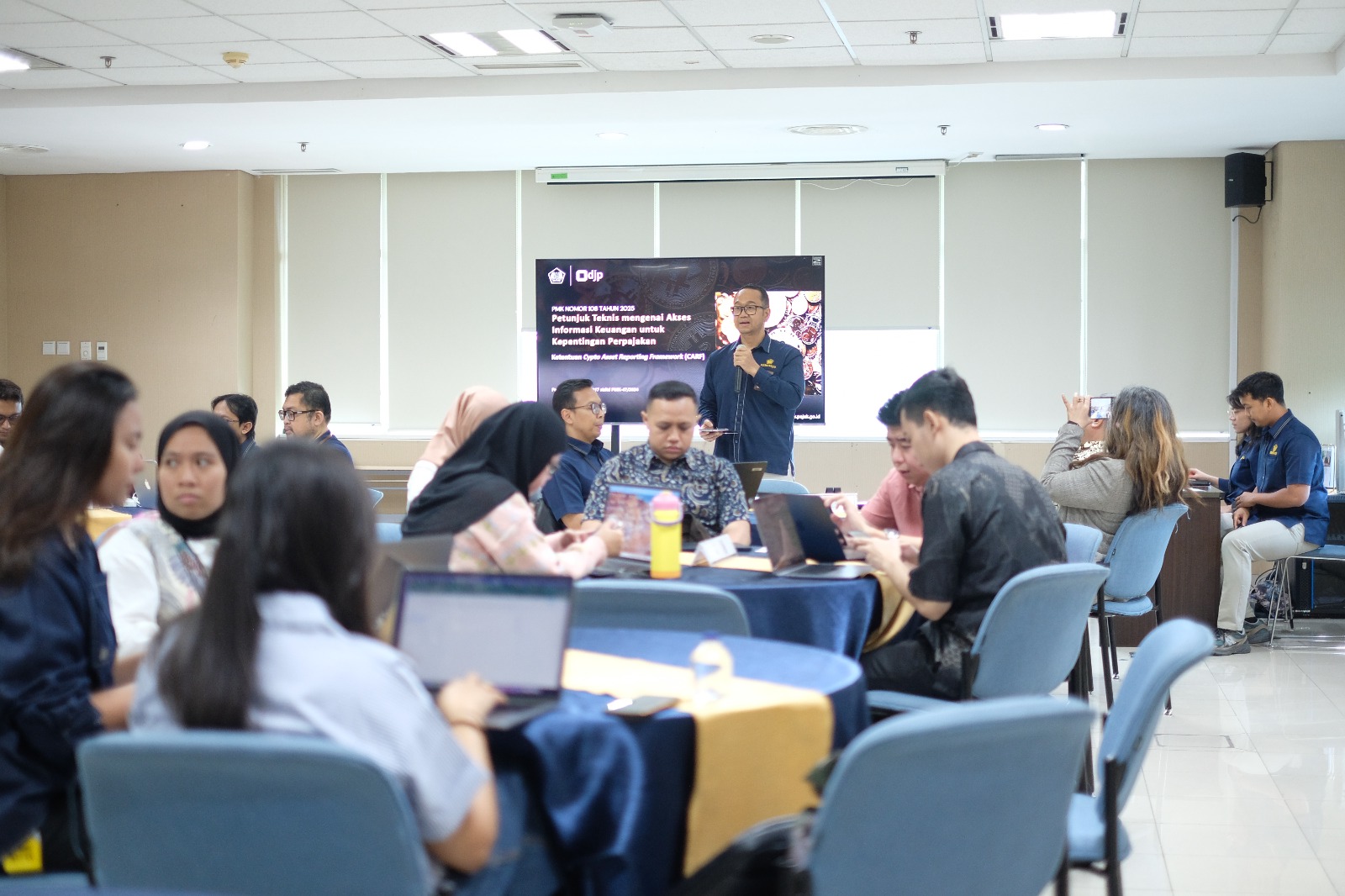 Acara dibuka oleh Abdul Gafur, Kepala Subdirektorat Pertukaran Informasi Perpajakan Internasional, mewakili Direktur Perpajakan Internasional.