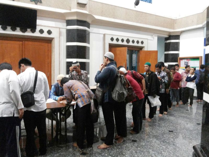 260 lebih jamaah antre daftarkan diri untuk ikut I'tikaf di Masjid Salahuddin KPDJP, Jakarta (Selasa, 5/6)