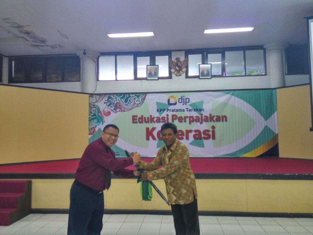 Bersama Disperindagkop dan UMKM, KPP Pratama Tarakan Gelar Edukasi Perpajakan Koperasi.