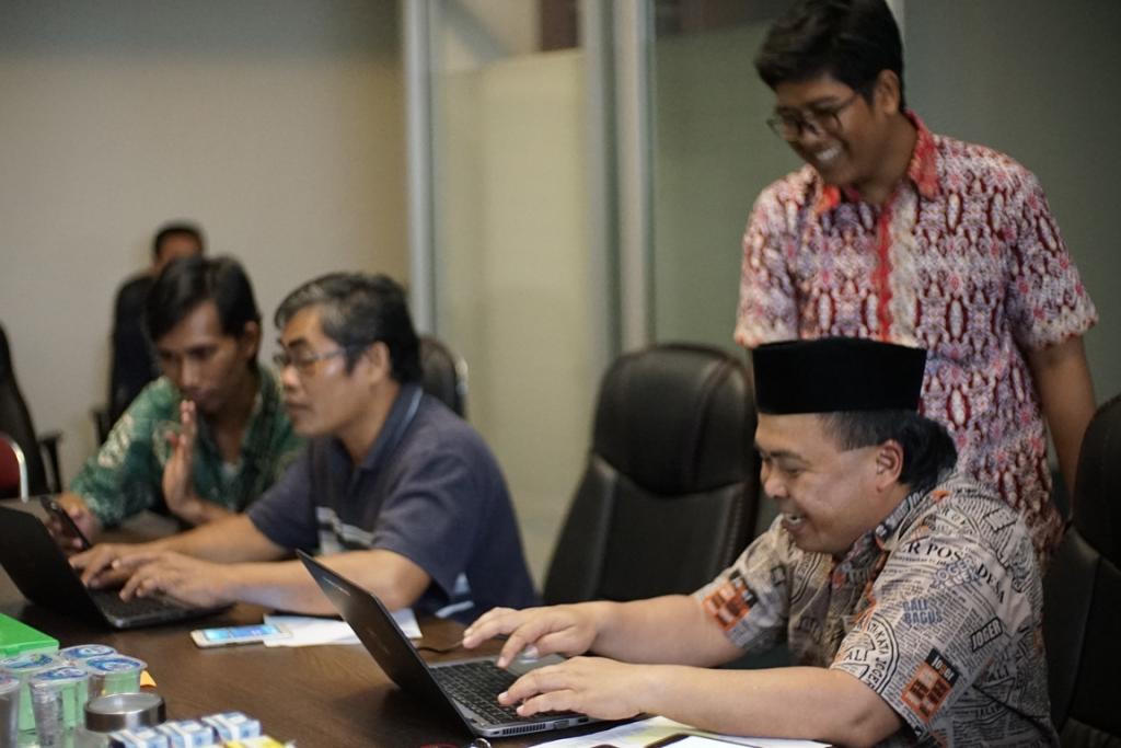 Suasana Kegiatan Pengisian SPT Anggota DPRD melalui e-Form 1