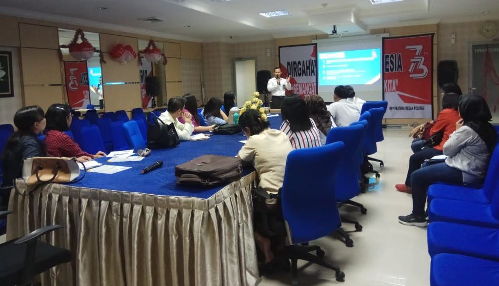 Albert N. Harefa, menyampaikan materi Peraturan Pemerintah Nomor 23 Tahun 2018.