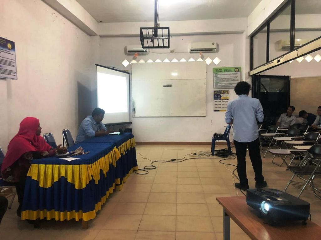 Paparan tentang perpajakan yang disampaikan oleh Ramot Mulia Jekson Simarmata selaku narasumber