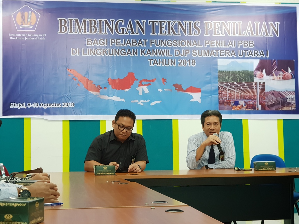 Kepala KPP Pratama Binjai selaku tuan rumah memberi sambutan.