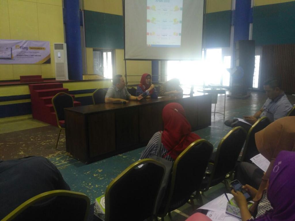 Penyampaian informasi dan edukasi oleh Kepala KP2KP Sungailiat