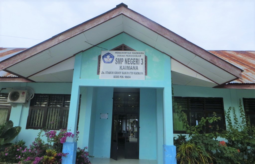 Tax Goes to School di SMP Negeri 03 Kaimana