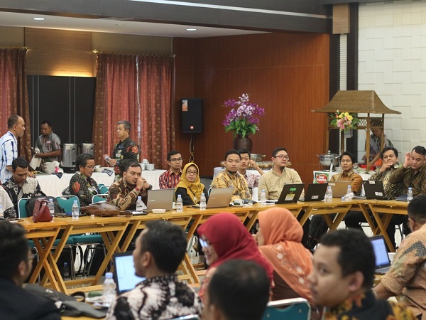 Bimtek dihadiri oleh para Kasi Ekstensifikasi wilayah Joglosemar didampingi AR Ekstensifikasi