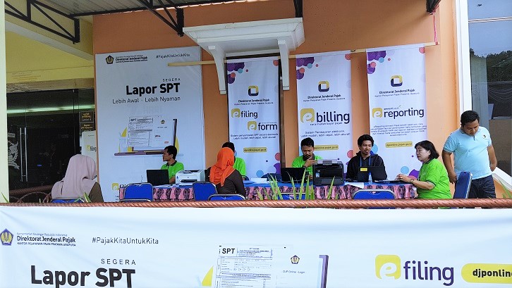 Panitia juga membuka layanan e-Fin, Konsultasi dan Pemandu Layanan e-Filing