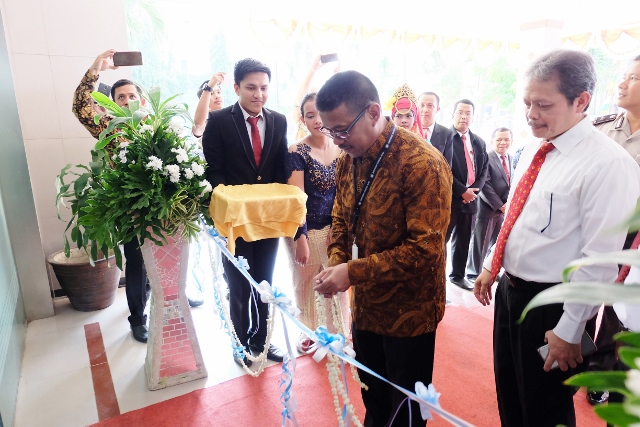 Acara Pemotongan Pita