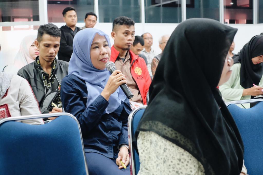 Tanya Jawab Peserta dan Narasumber