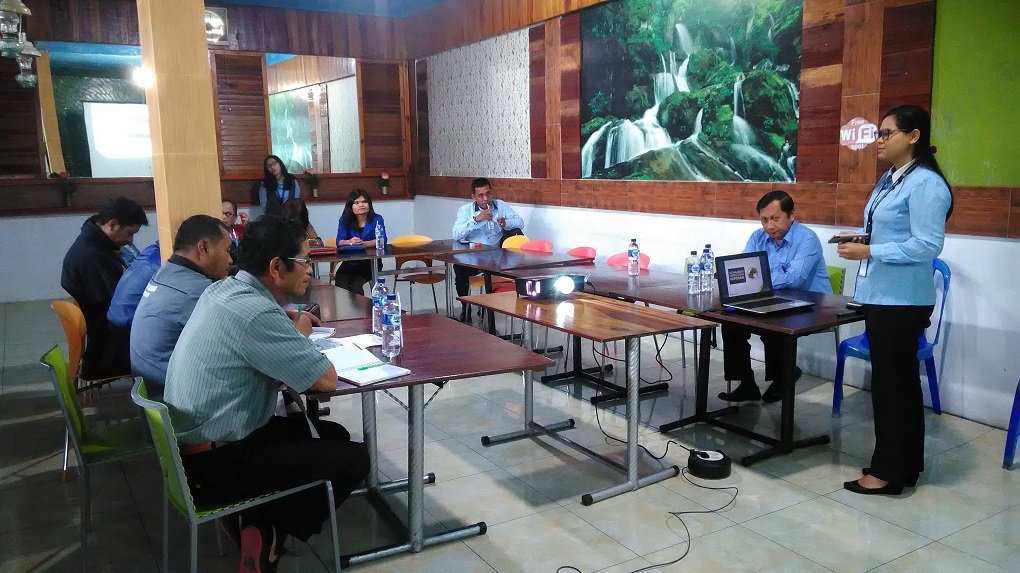 Penyampaian materi hak dan kewajiban perpajakan badan usaha koperasi
