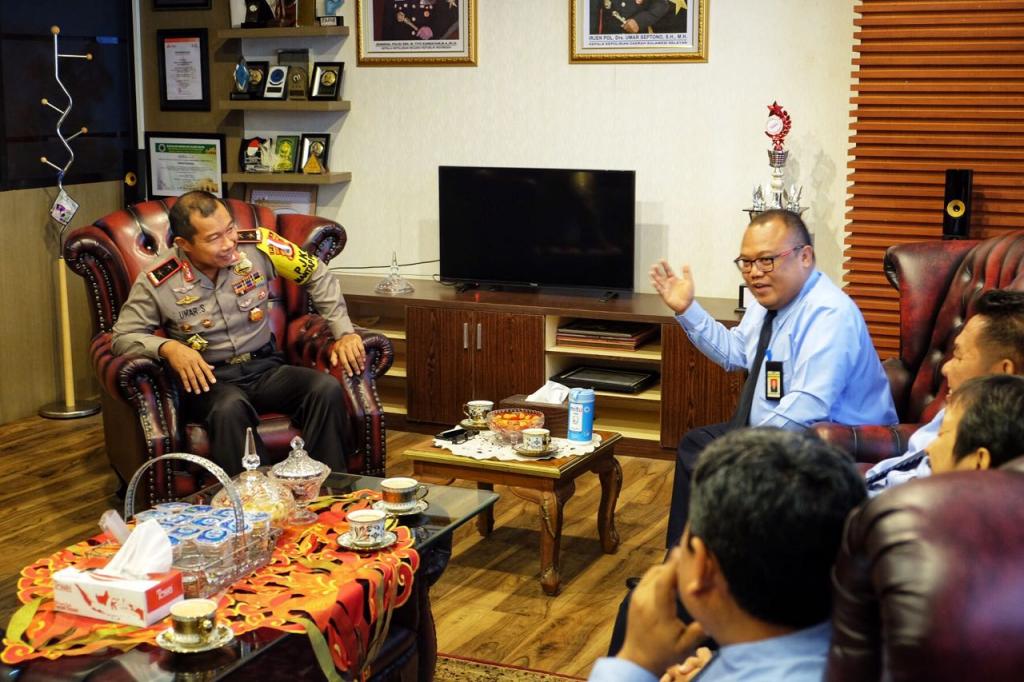 Kapolda Sulselbartra menyimak dengan antusias