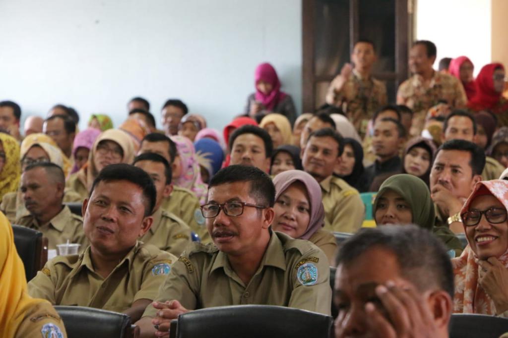 Antusiasme para Bendahara Desa dalam Kegiatan FGD Penyaluran Dana Desa dan Evaluasi Perpajakan Tahun 2018