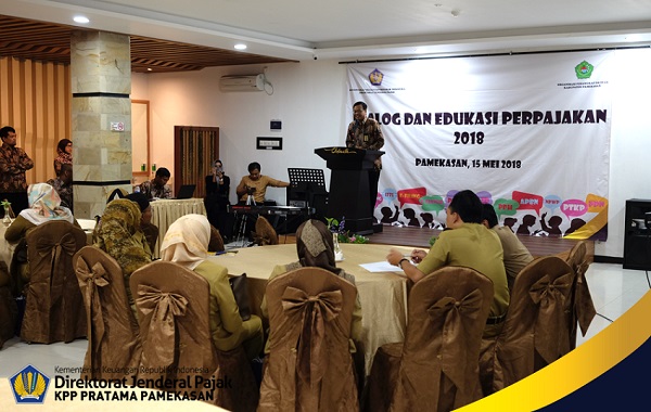 Acara Dialog dan Edukasi Perpajakan dibuka dan ditutup oleh Kepala KPP Pratama Pamekasan Bapak Teddy Heriyanto.