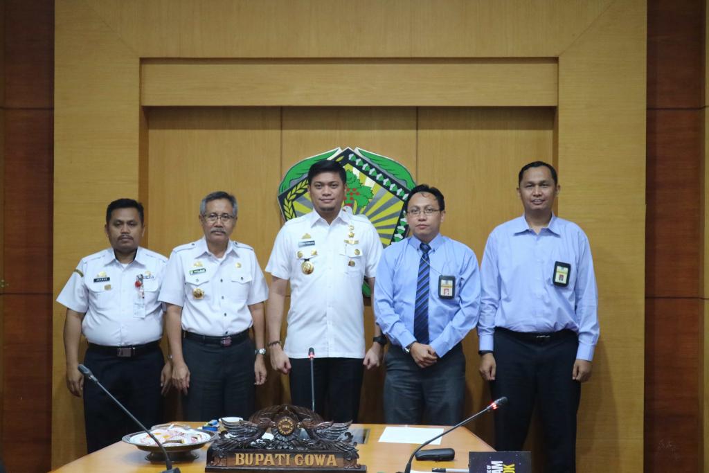 Foto bersama Pemerintah Daerah dan KPP Pratama Bantaeng