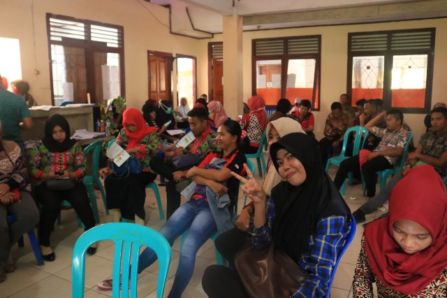 Antusiasme wajib pajak menunggu nomor antriannya dipanggil