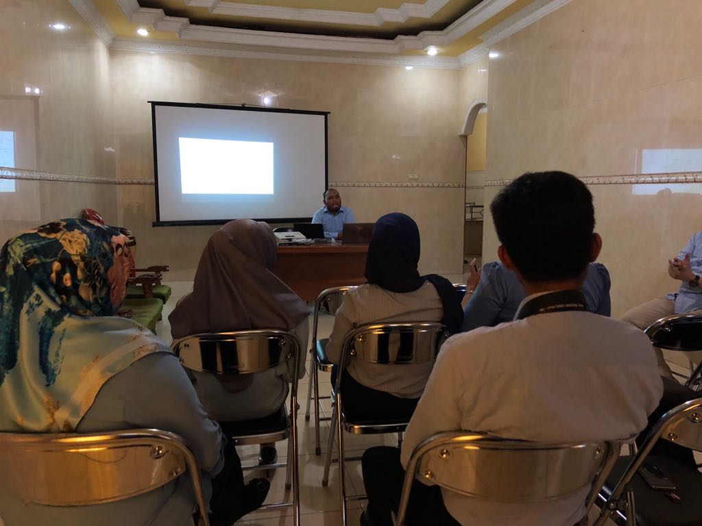 Suasana ketika menjelaskan poin penting dalam pelopran SPT masa PPN PUT