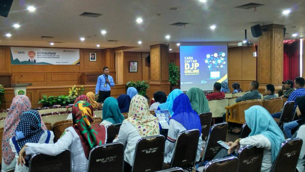 Suasana Edukasi Perpajakan Wajib Pajak Usahawan se-Kabupaten Penajam Paser Utara