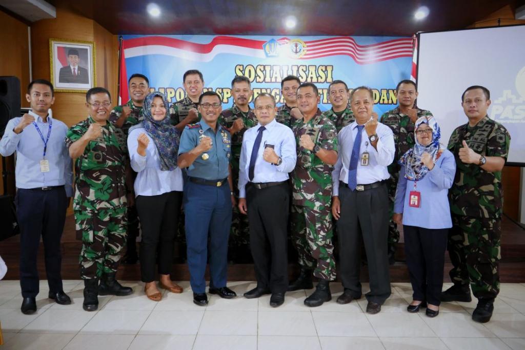 Sesi Foto Bersama Jajaran Petinggi Mako Lantamal