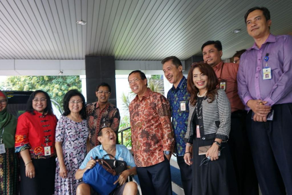 Foto bersama wajib pajak