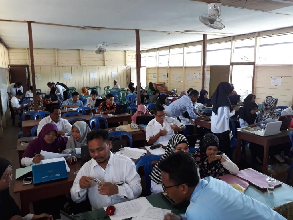 Peserta Melakukan Praktik Pengisian dan Pembuatan Laporan eSPT