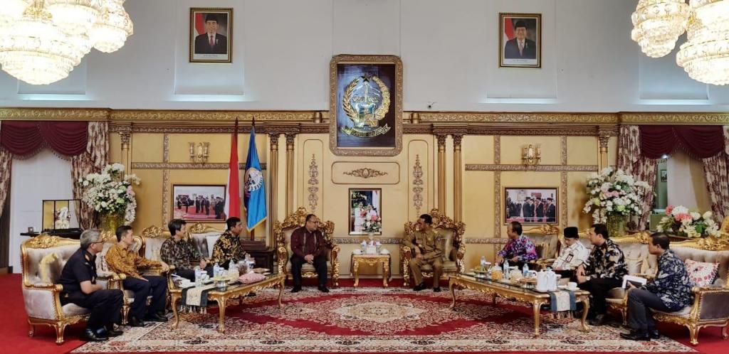 Suasana Kunjungan Perwakilan Kemenkeu ke Gubernur Sulsel