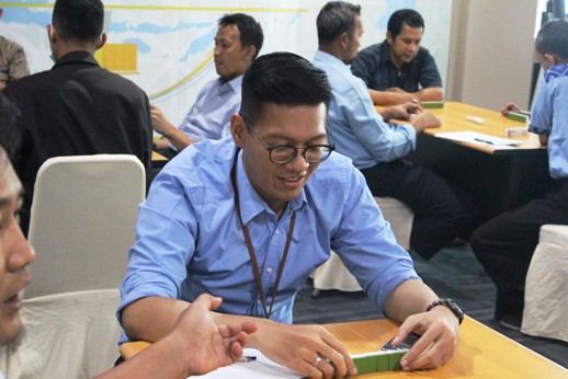 Peserta lomba gaple di final