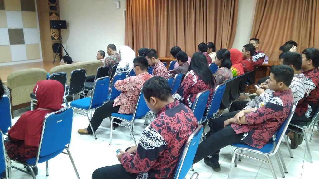 Pelaksanaan IHT di aula KPP Tenggarong.