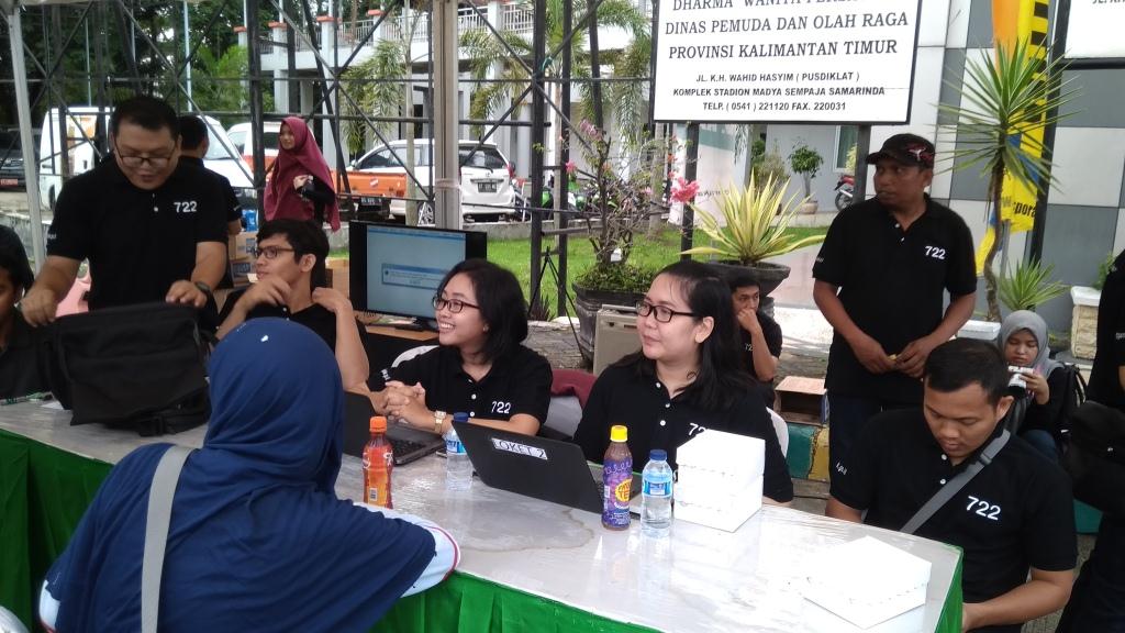 KPP Pratama Samarinda membuka stand untuk konsultasi Wajib Pajak.