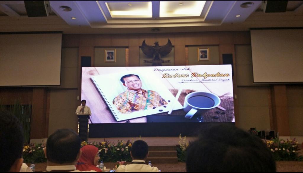 Direktur Jenderal Pajak Robert Pakpahan Memberi Sambutan Mengenai Penguatan dan Revitalisasi UKI 2018