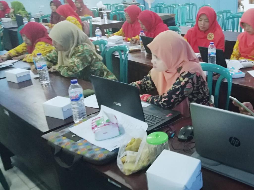 Acara diikuti 35 tenaga pengajar SMK Kabupaten Bojonegoro