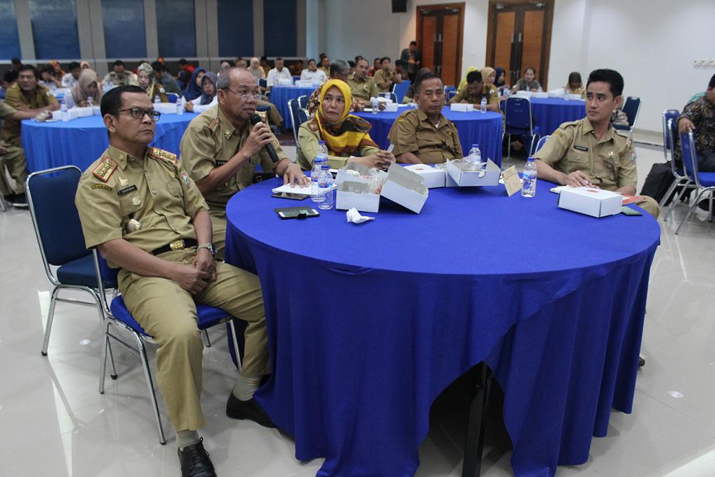 Sesi tanya jawab dengan tamu undangan.