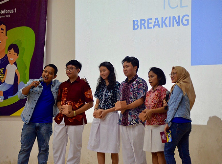 Keseruan mengikuti Games dan Ice Breaking yang dibawakan oleh MC