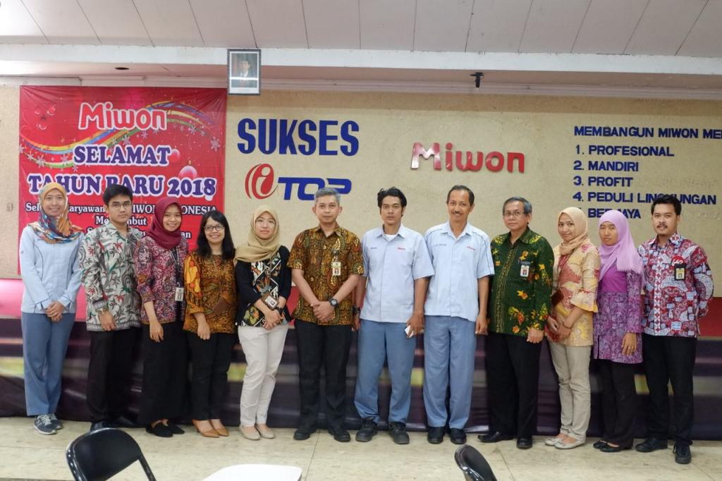 Tim Penyuluh KPP Pratama Gresik Selatan beserta pegawai PT. Miwon