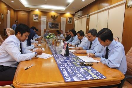 Penandatanganan Pakta Integritas Bersama oleh Para Perwakilan Pegawai