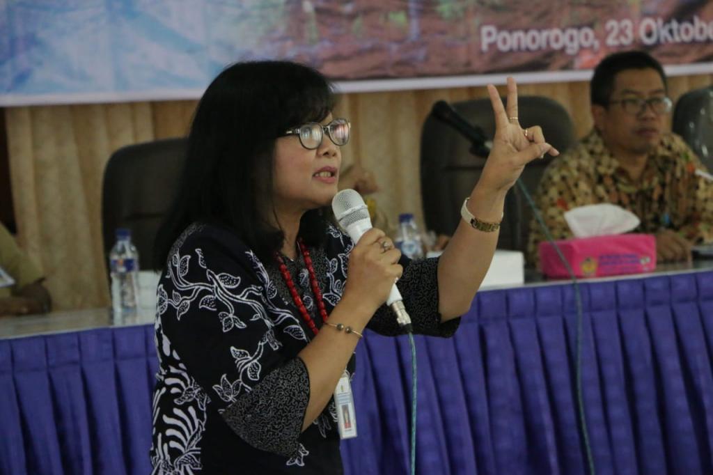 Pemaparan Materi terkait Prosedur dan Monitoring Penyaluran Dana Desa oleh Kepala KPPN Madiun