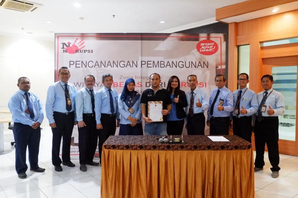 Plt. Kepala Kantor beserta Pejabat Eselon IV, Perwakilan Account Representative, Perwakilan Juru Sita Pajak Negara