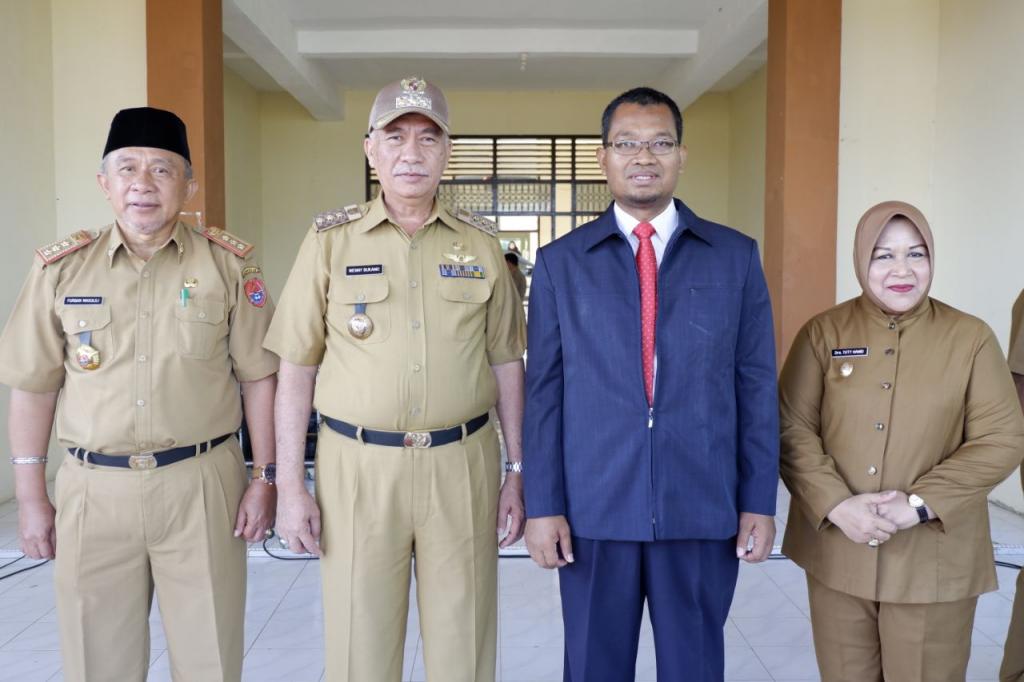 Foto bersama Bupati BALUT dan Kepala KP2KP Banggai