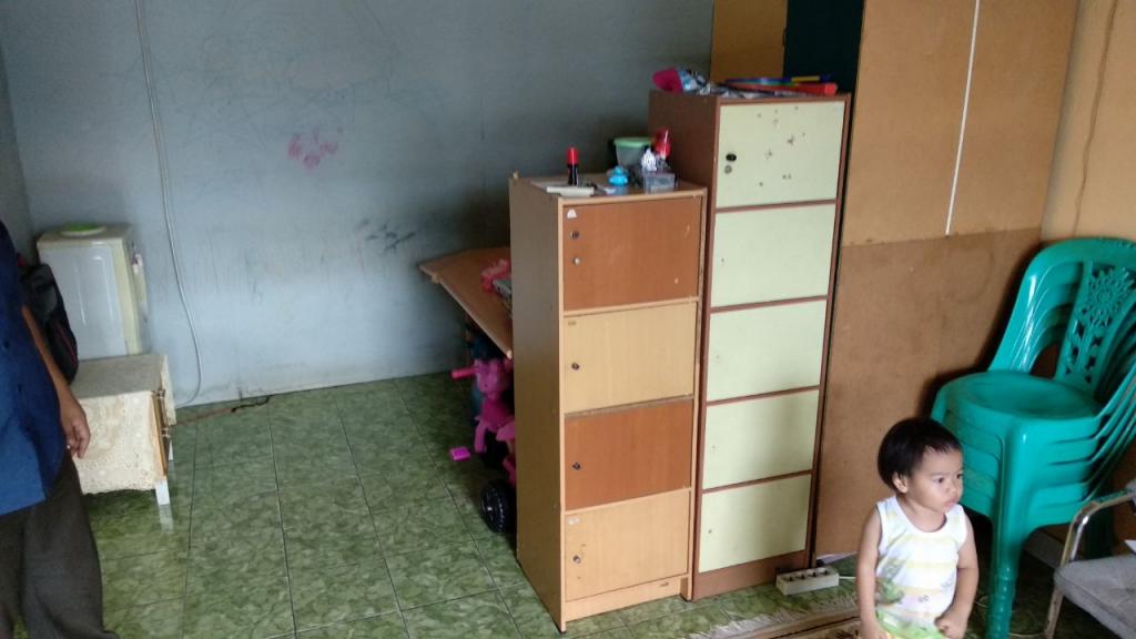 Bagian dalam kantor sementara PT