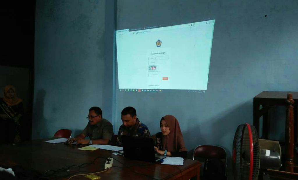 Acara dibuka oleh Sekretaris Dinas Satpol PP Kab. Sumenep