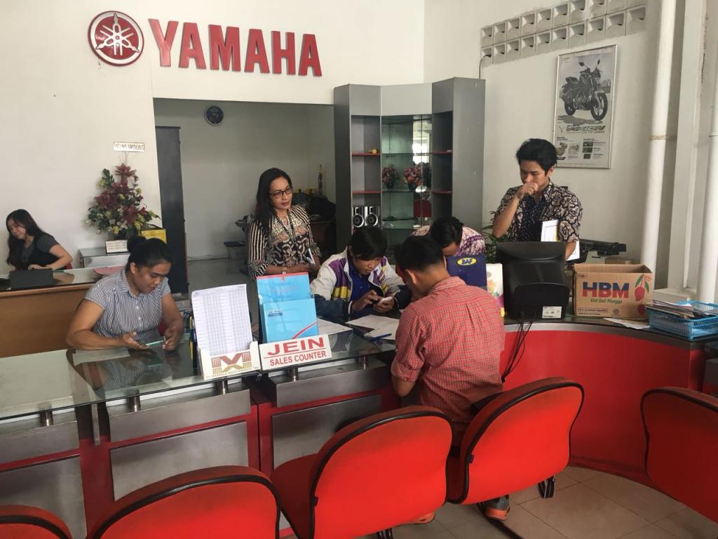 Penyuluh pajak saat menyuluh terkait e-filing