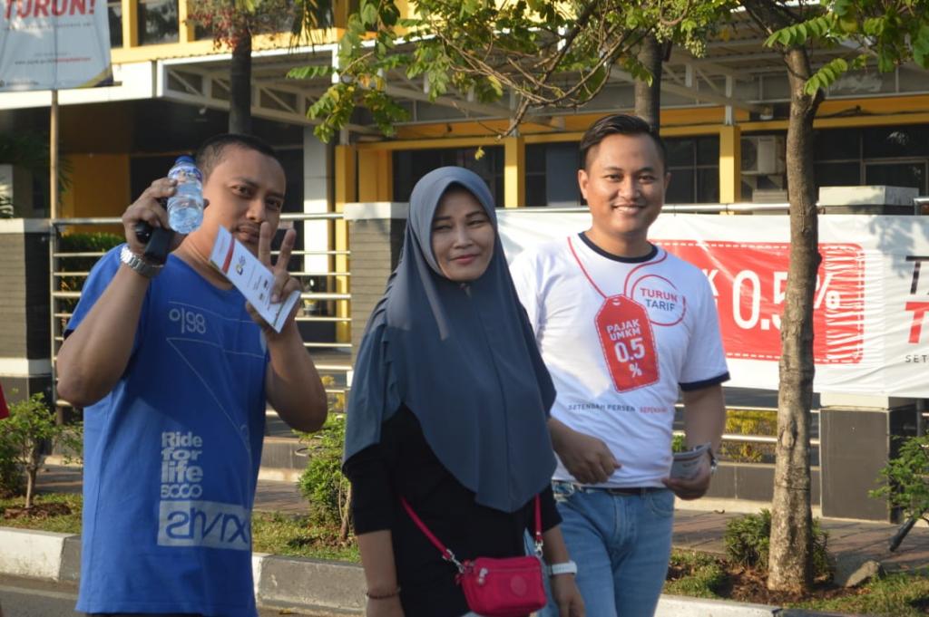 Masyarakan merasa senang setelah tau adanya penurunan tarif pajak untuk para pelaku usaha UMKM