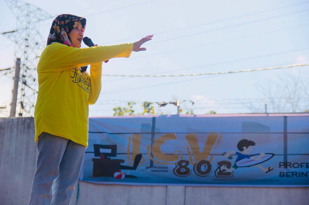 Foto Kepala KPP 802 memberikan pengarahan dan penguatan nilai-nilai kemenkeu