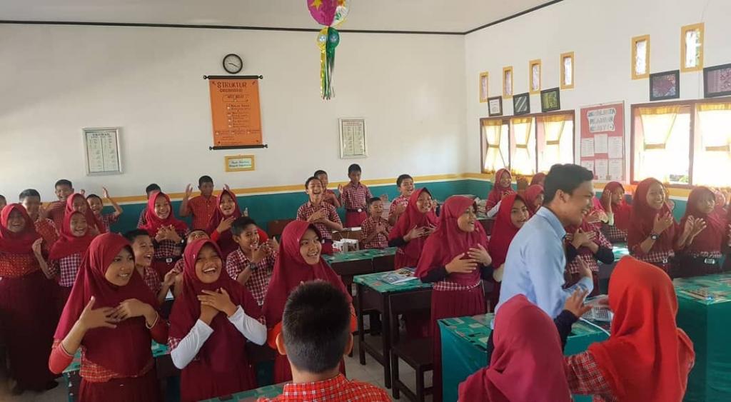 Ice Breaking dengan tari-tarian