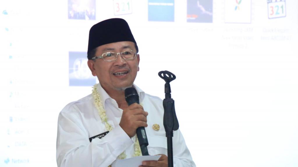 Wakil Bupati Cianjur, Herman Suherman membuka kegiatan Business Development Services (BDS) bersamaan dengan launching program UKM Naik Kelas yang diusung oleh Sinergitas Asosiasi Business Comunity Goverment dan Media (ABCGM) Kabupaten Cianjur.