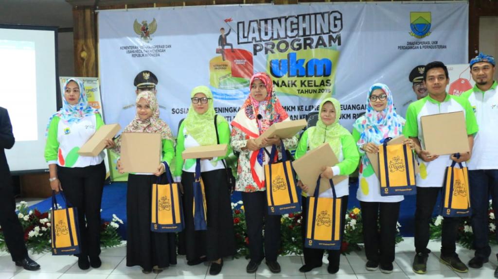 Apresiasi kepada pelaku usaha yang telah melakukan kewajiban pajak dengan melakukan penyetoran pajak penghasilan.