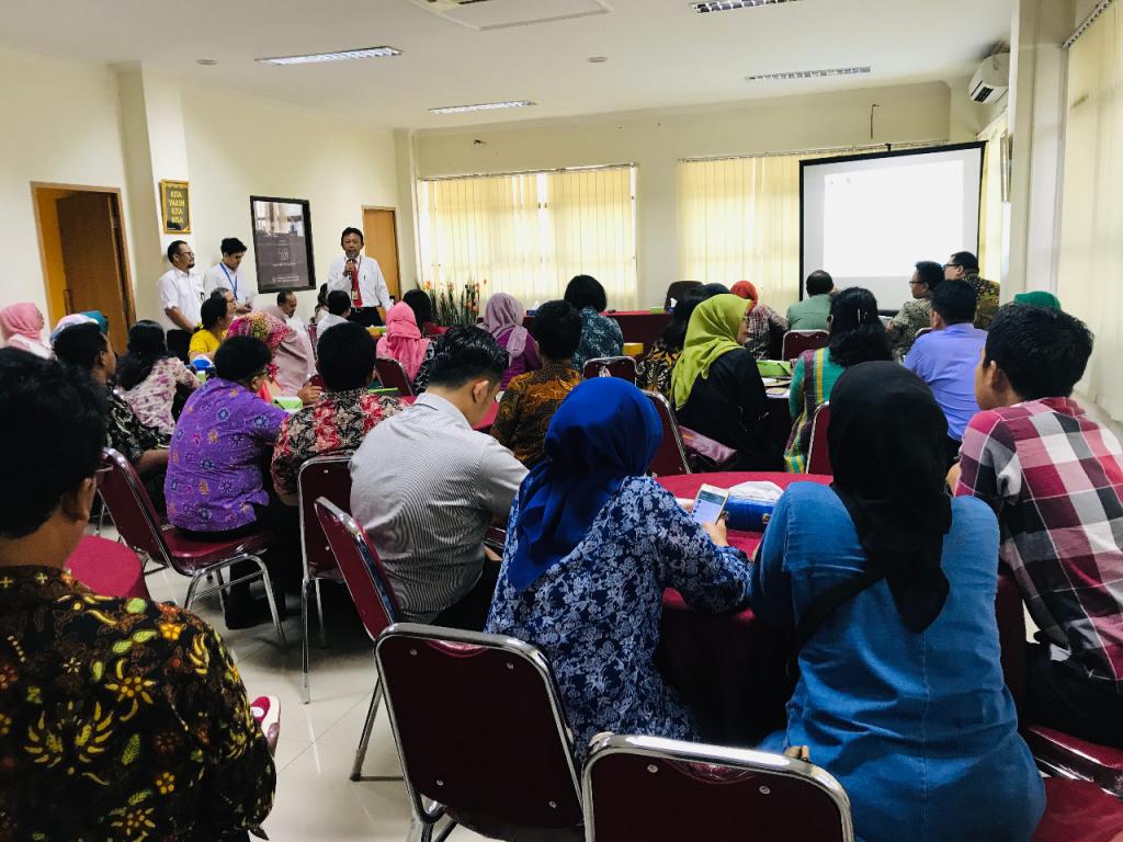 Acara ini juga di hadiri oleh Freddy Hasiholan Sianipar Kepala Kantor KPP Karawang Selatan